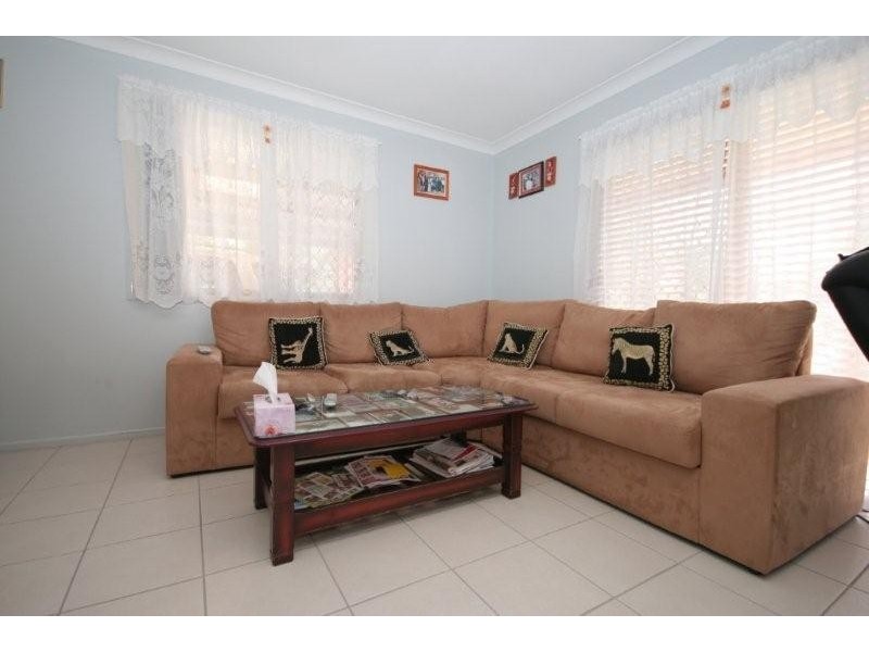 30 Weinholt Crescent, Gailes QLD 4300
