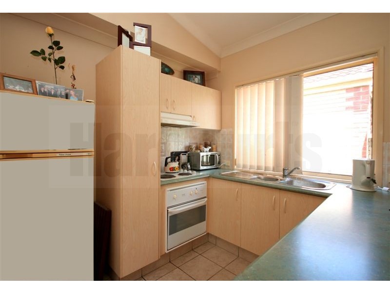 18 Oxley Place, Forest Lake QLD 4078