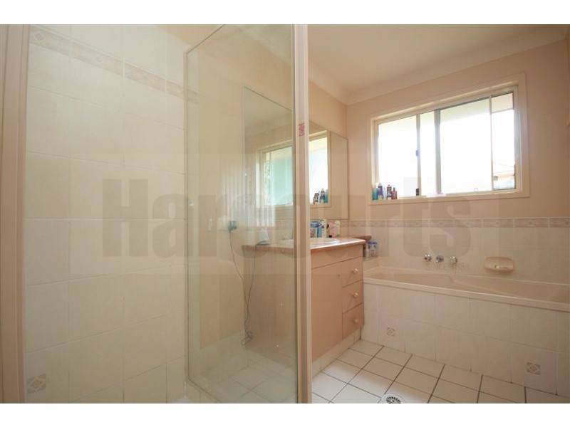 18 Oxley Place, Forest Lake QLD 4078
