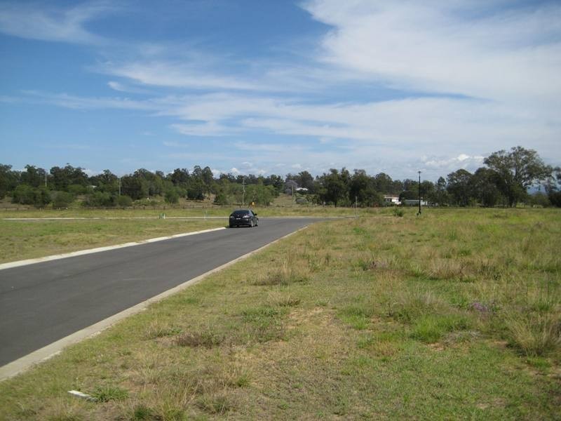 L18 Fernrow Drive, Plainland QLD 4341