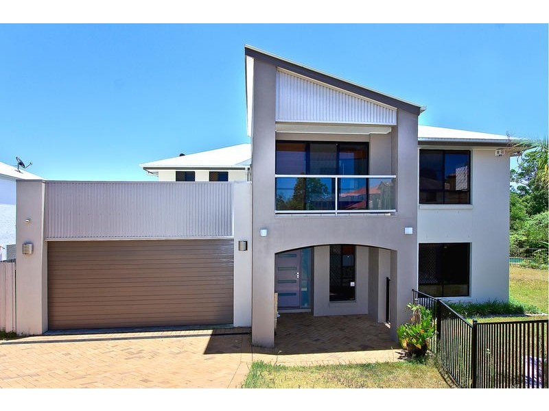 8 St Tropez Place, Forest Lake QLD 4078