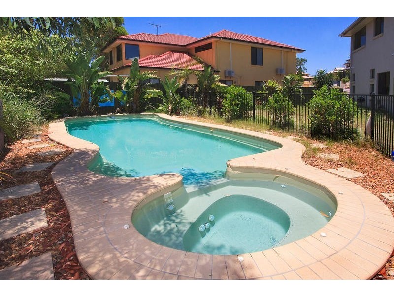 8 St Tropez Place, Forest Lake QLD 4078