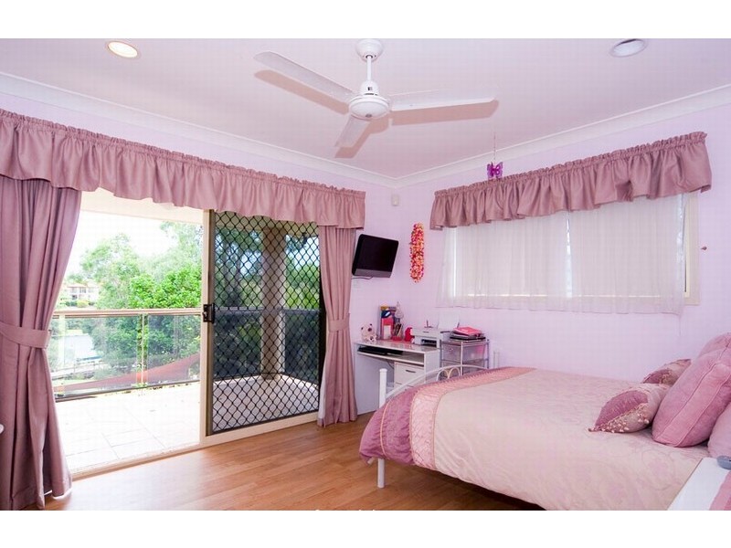 82 Wivenhoe Cct, Forest Lake QLD 4078