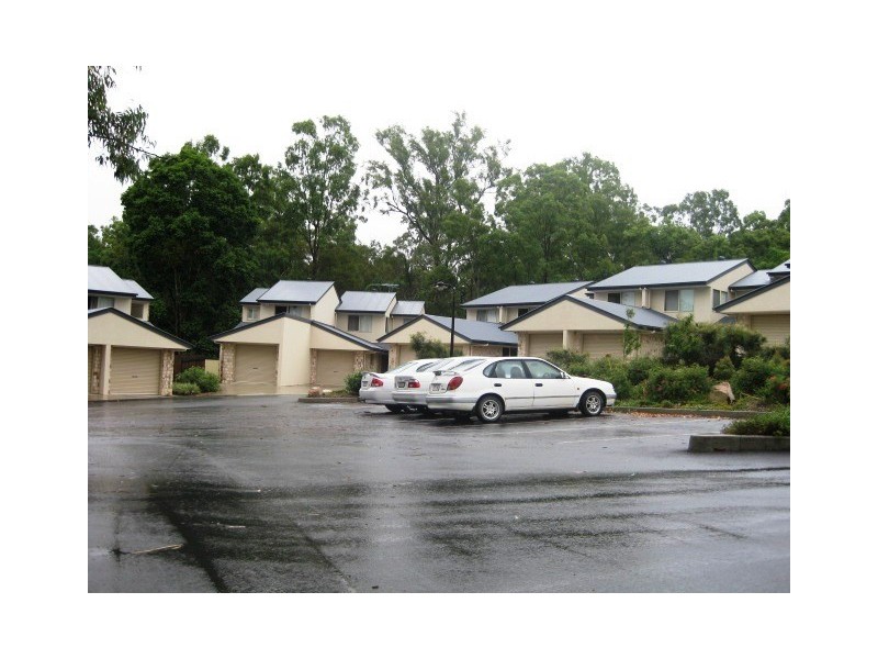 11/61 Albert Street, Goodna QLD 4300