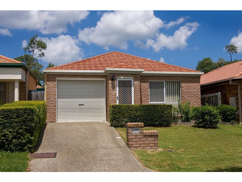 32 Columbus Place, Forest Lake QLD 4078