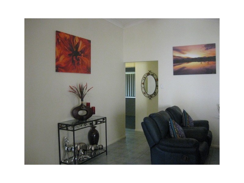 17 Robson Street, Forest Lake QLD 4078