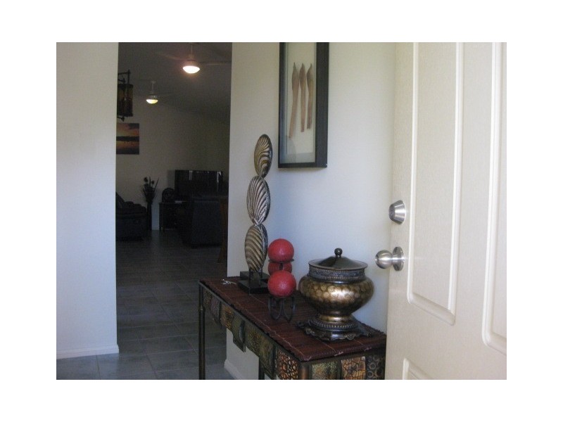 17 Robson Street, Forest Lake QLD 4078