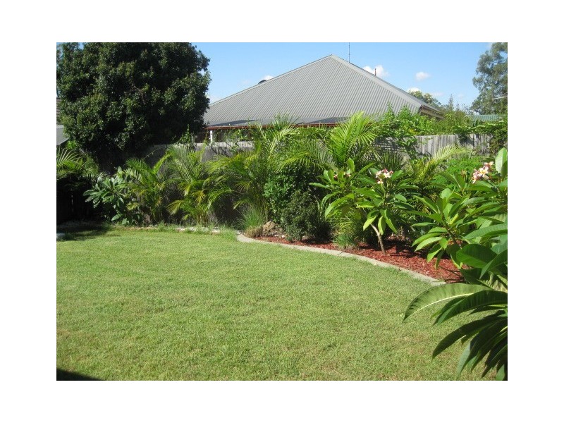 17 Robson Street, Forest Lake QLD 4078