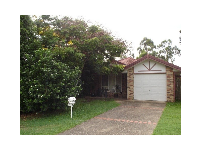 3 Clarence Place, Forest Lake QLD 4078