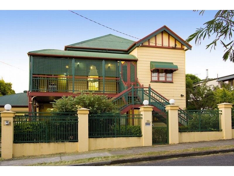 38 Redfern Street, Woolloongabba QLD 4102