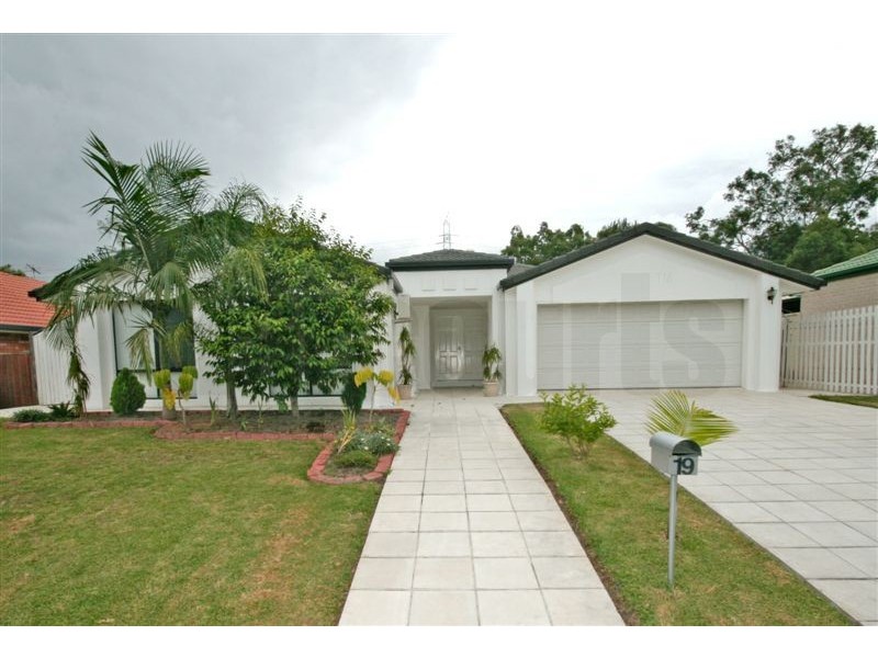19 Ashton Way, Forest Lake QLD 4078