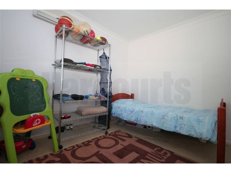 15 Moran Crescent, Forest Lake QLD 4078