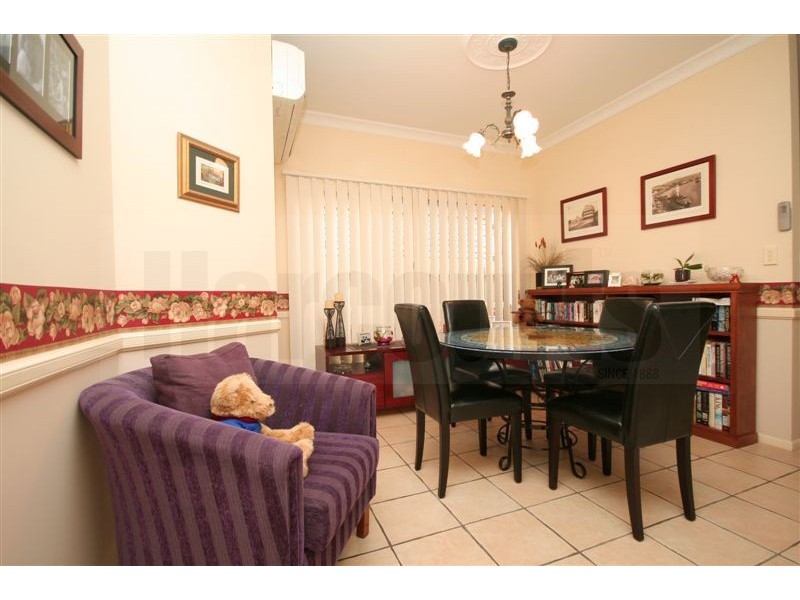 6 Mandarin Close, Forest Lake QLD 4078