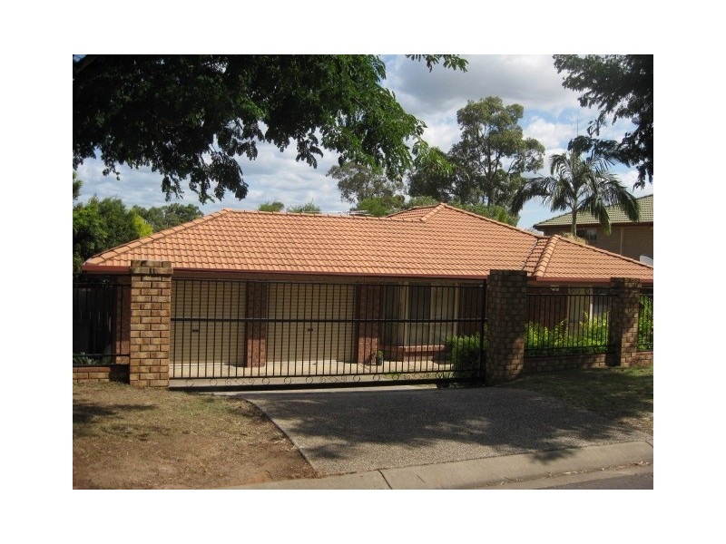 12 Landsborough Place, Forest Lake QLD 4078