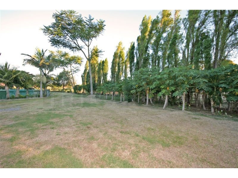 15 Cedar Road, Redbank Plains QLD 4301