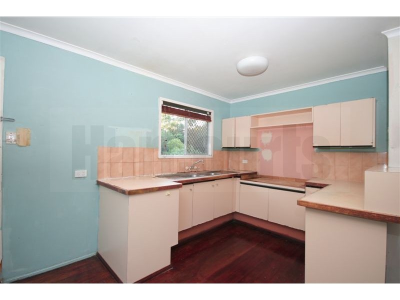 15 Cedar Road, Redbank Plains QLD 4301