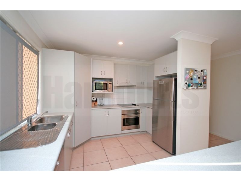 6 Sundown Lane, Forest Lake QLD 4078