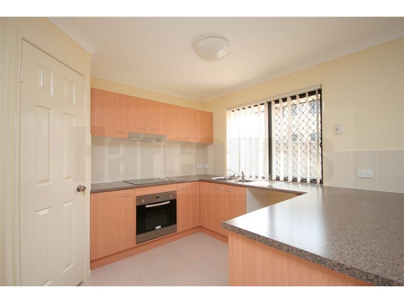 42 Degas Street, Forest Lake QLD 4078