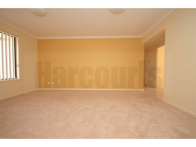 42 Degas Street, Forest Lake QLD 4078