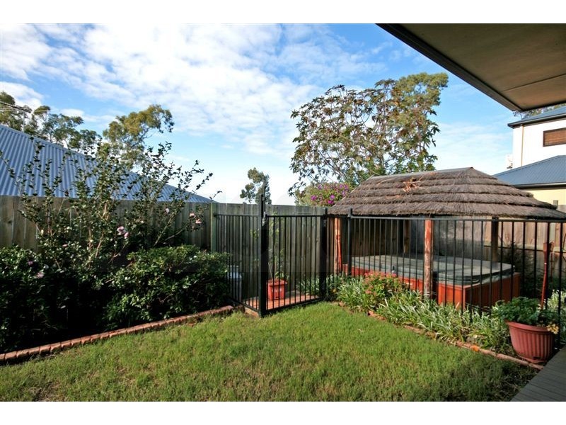 63 Claremont Pde, Forest Lake QLD 4078