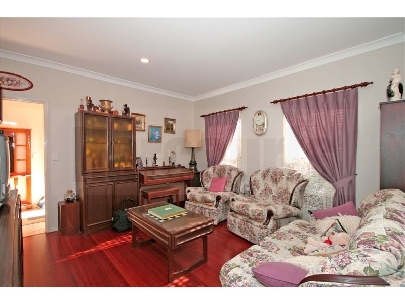 63 Claremont Pde, Forest Lake QLD 4078