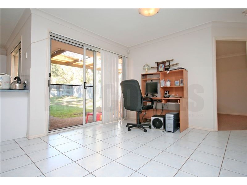 21 Goldeneye Place, Forest Lake QLD 4078