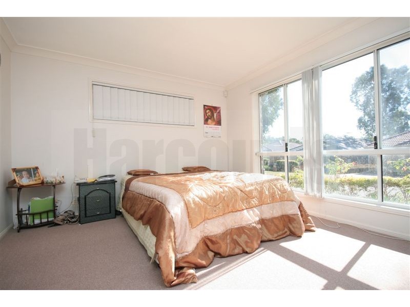 21 Goldeneye Place, Forest Lake QLD 4078