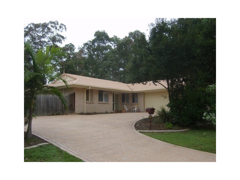 33 Brooklands Circuit, Forest Lake QLD 4078