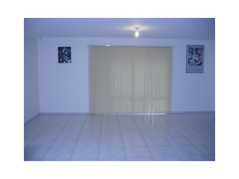 33 Brooklands Circuit, Forest Lake QLD 4078