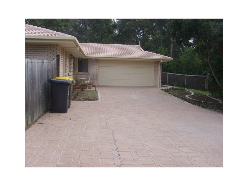 33 Brooklands Circuit, Forest Lake QLD 4078