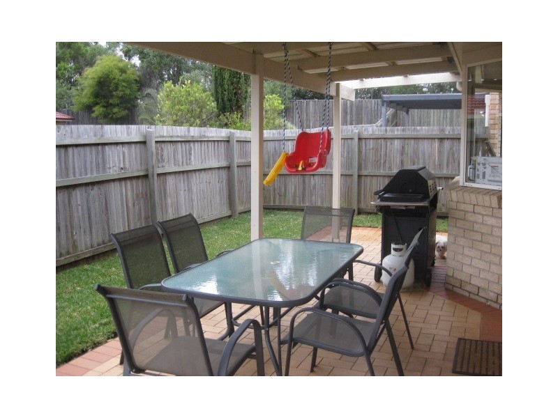 24 Chelsea Place, Forest Lake QLD 4078