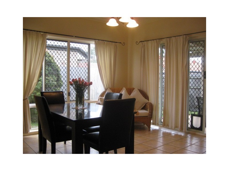 24 Chelsea Place, Forest Lake QLD 4078