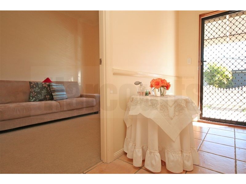 24 Chelsea Place, Forest Lake QLD 4078