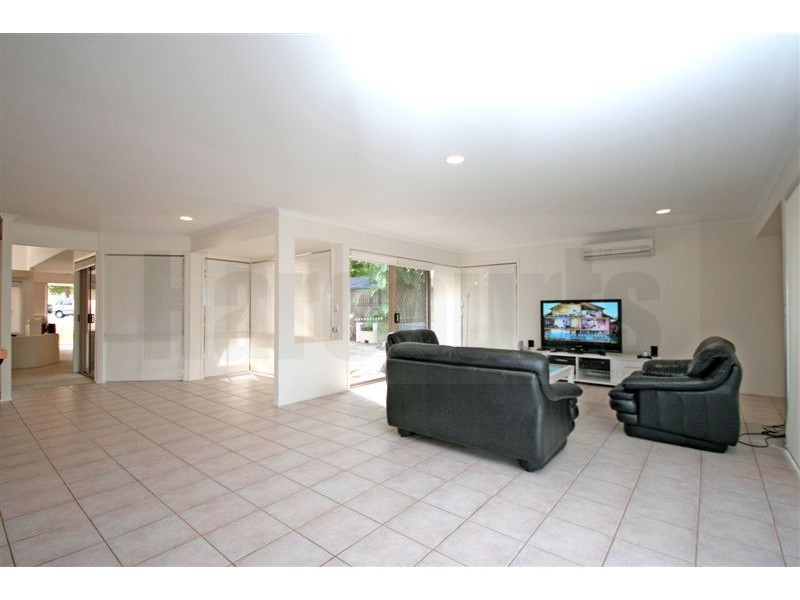 25 Robusta Place, Forest Lake QLD 4078