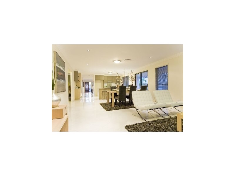 22 Holteman Crescent, Redbank Plains QLD 4301