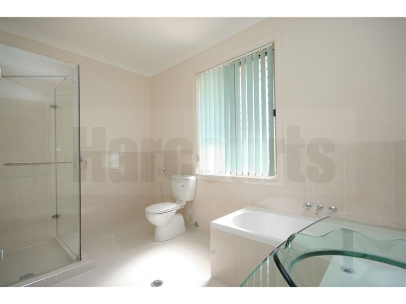 1 Mahogany Rise, Brookwater QLD 4300