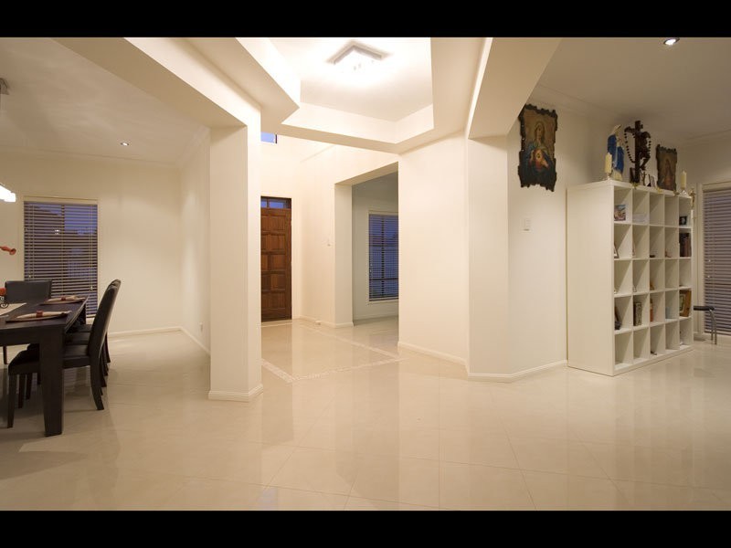 14 St Tropez Place, Forest Lake QLD 4078