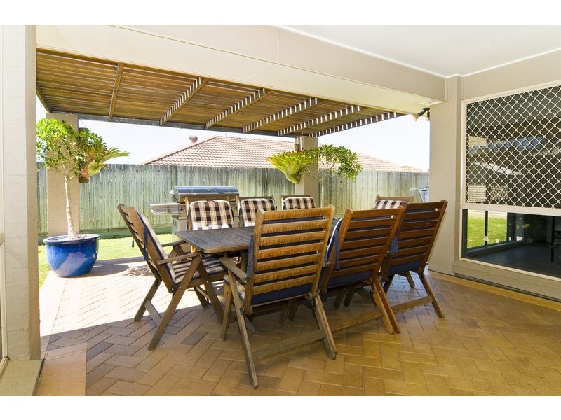 76 Claremont Pde, Forest Lake QLD 4078