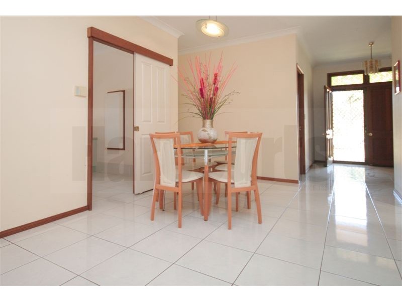 40 Woodvale Crescent, Forest Lake QLD 4078