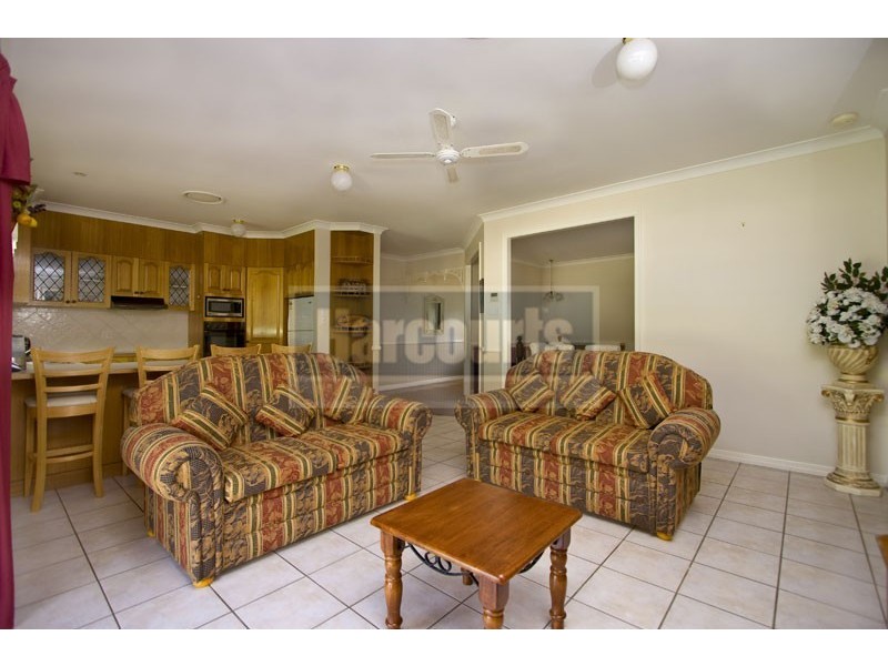 23 Paluna Place, Forest Lake QLD 4078