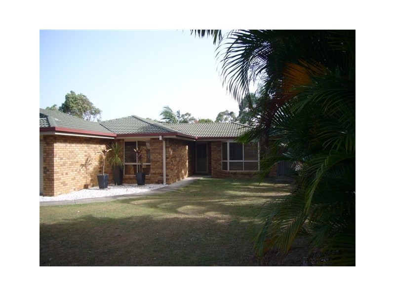 42 Laricina Circuit, Forest Lake QLD 4078