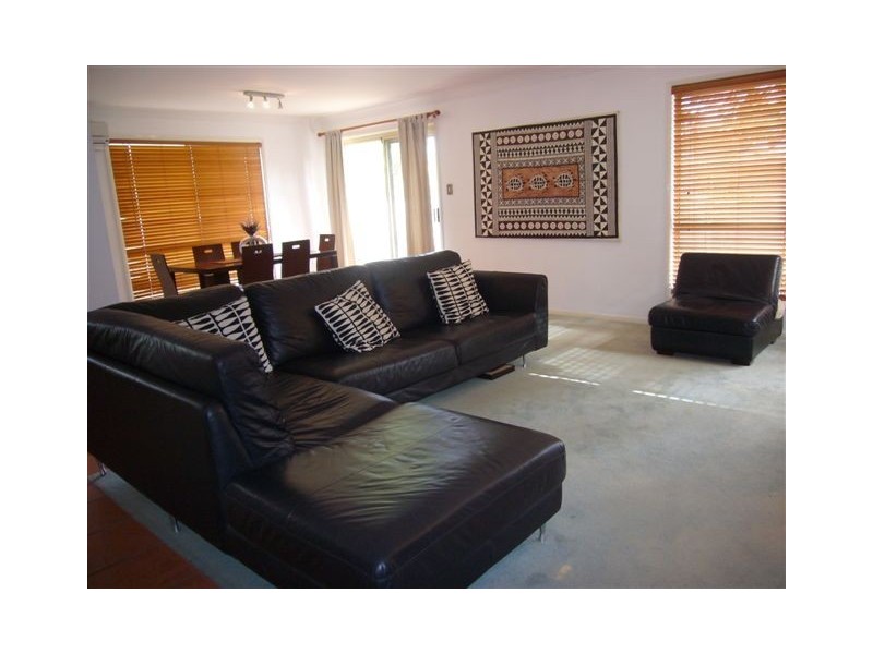 42 Laricina Circuit, Forest Lake QLD 4078