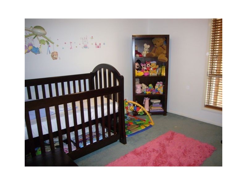 42 Laricina Circuit, Forest Lake QLD 4078