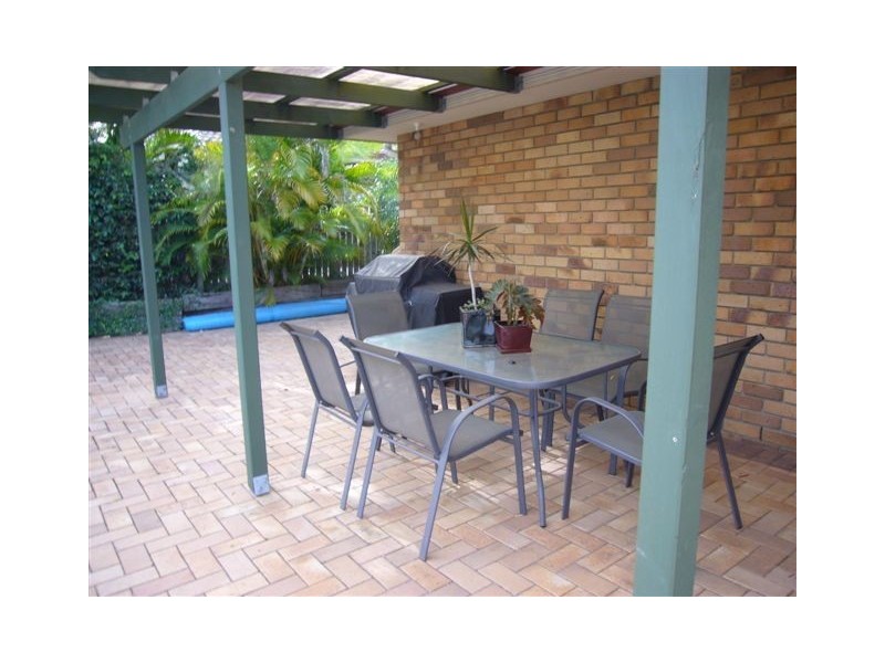 42 Laricina Circuit, Forest Lake QLD 4078