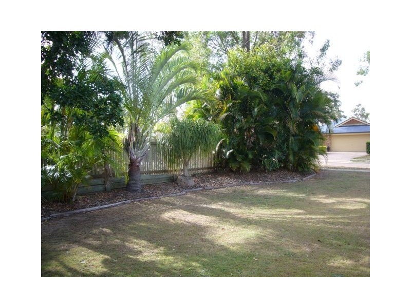 42 Laricina Circuit, Forest Lake QLD 4078