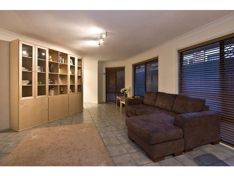 25 Mulgrave Cres, Forest Lake QLD 4078