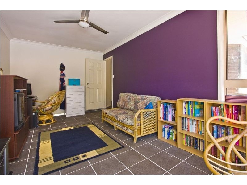 8 Lawson Place, Forest Lake QLD 4078