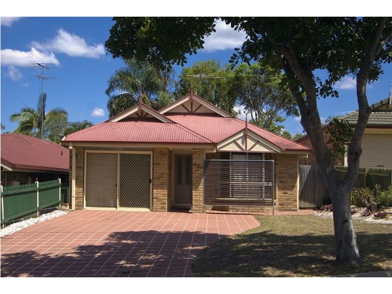 8 Lawson Place, Forest Lake QLD 4078