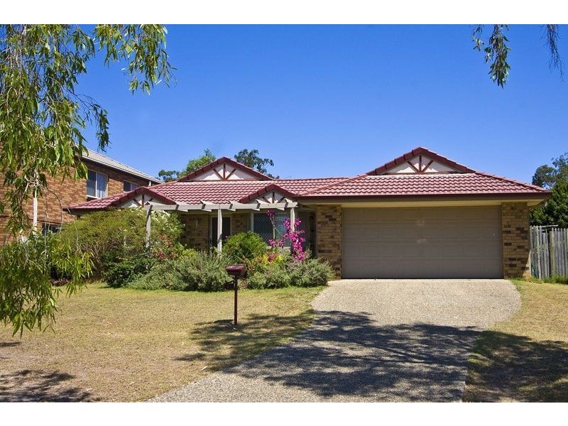 12 Moore Place, Forest Lake QLD 4078