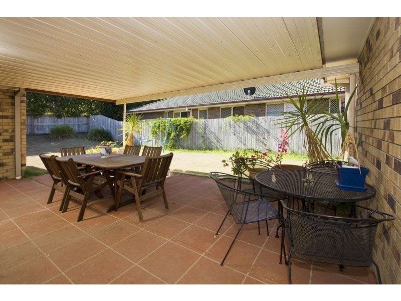 12 Moore Place, Forest Lake QLD 4078